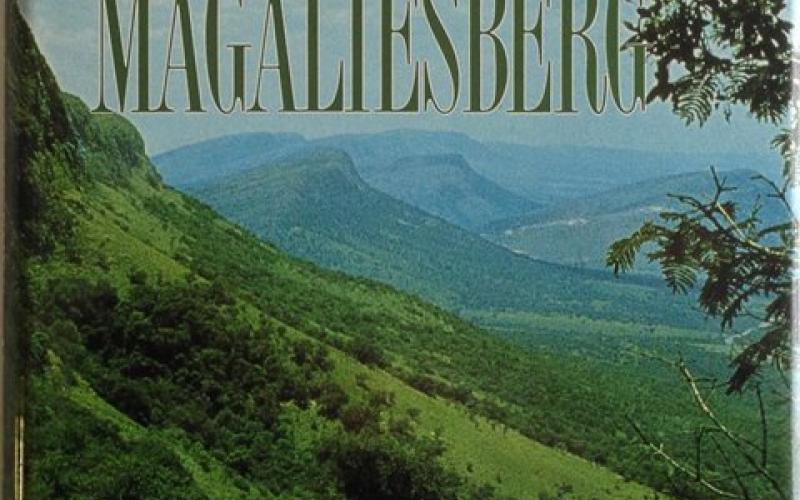 Front cover of The Magaliesberg by Vincent Carruthers